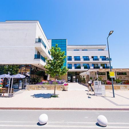 Hotel Prestige Mamaia Bagian luar foto