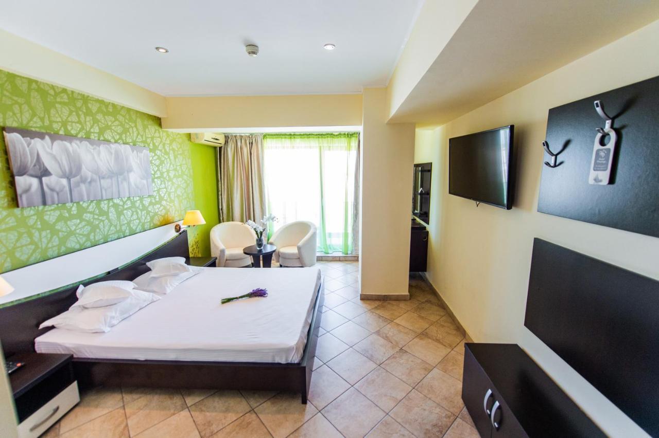 Hotel Prestige Mamaia Bagian luar foto